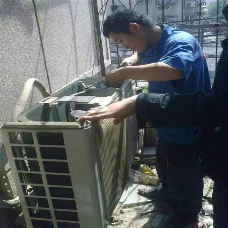 深圳宝安石岩奥克斯空调维修f4